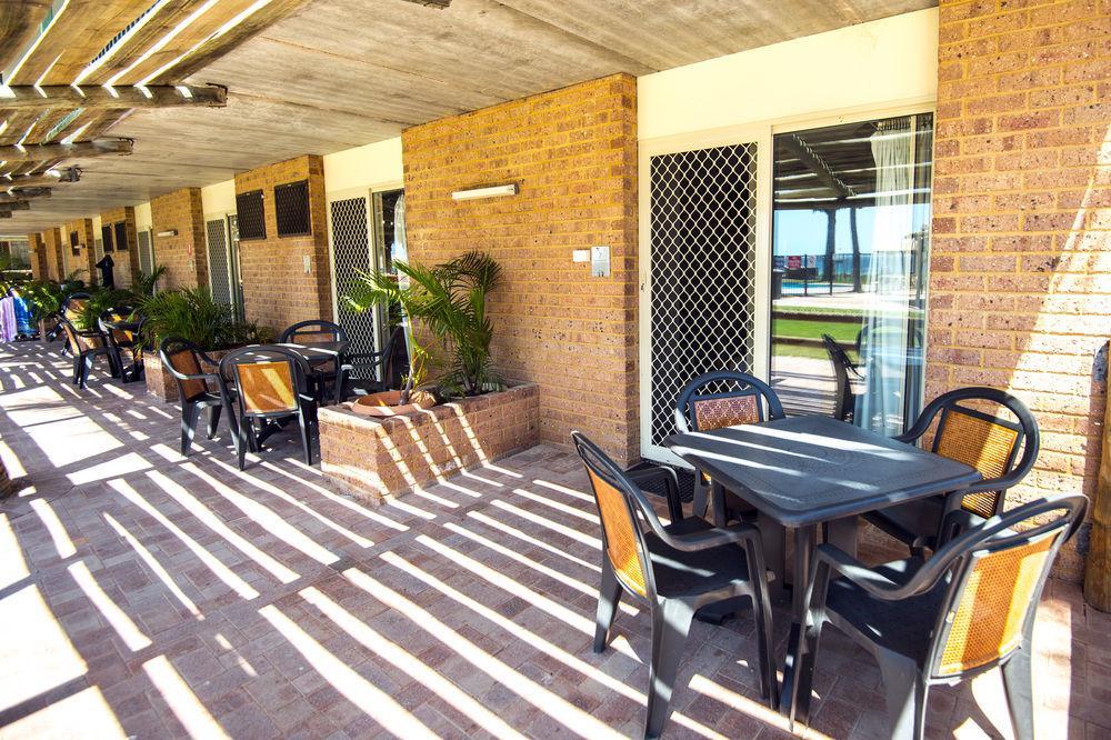 Ningaloo Reef Resort Корал Бей Екстериор снимка