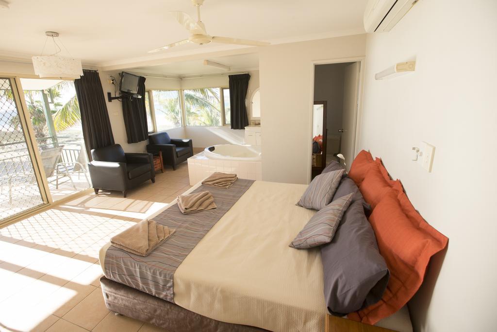 Ningaloo Reef Resort Корал Бей Екстериор снимка