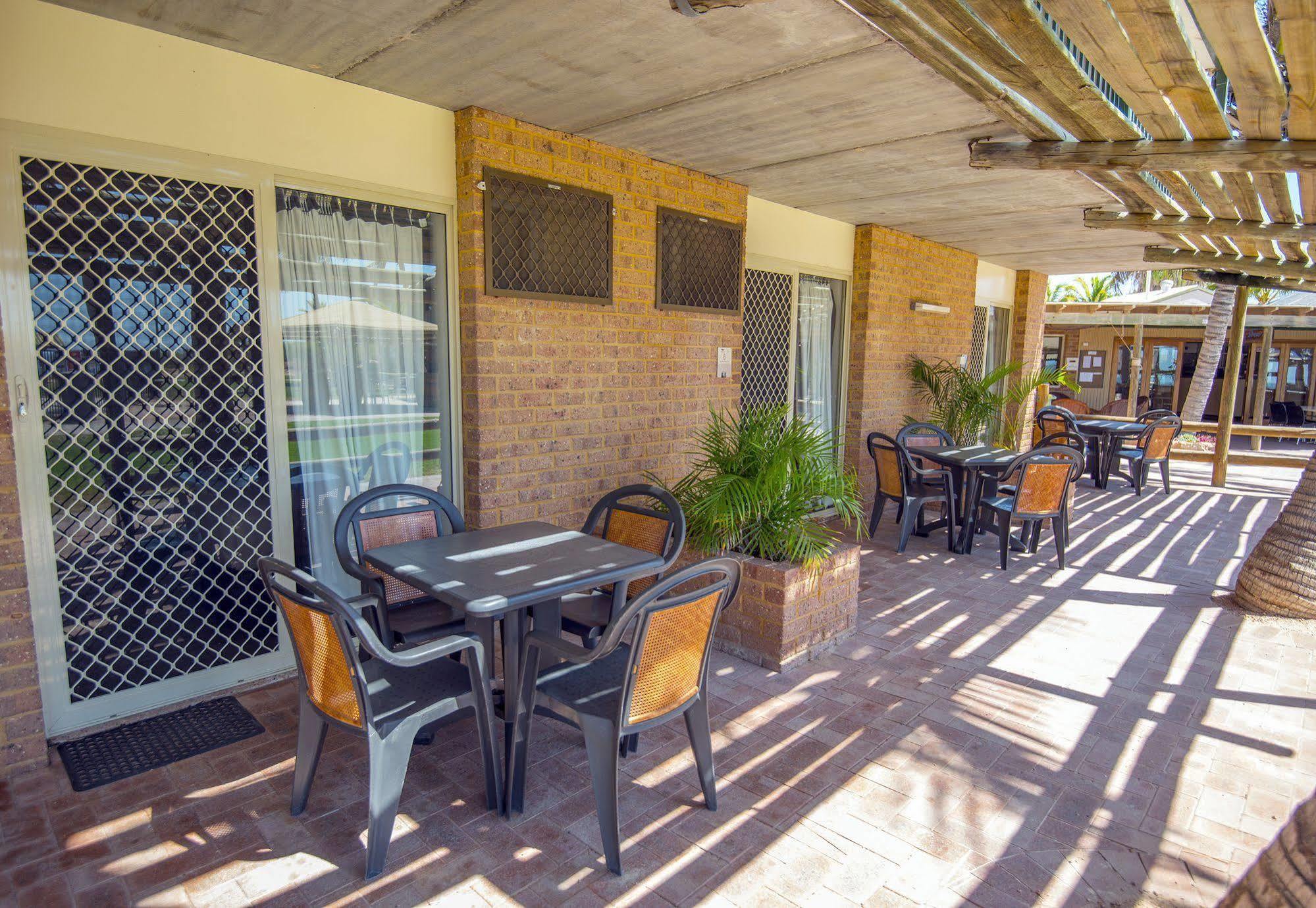 Ningaloo Reef Resort Корал Бей Екстериор снимка