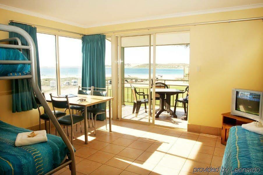Ningaloo Reef Resort Корал Бей Екстериор снимка